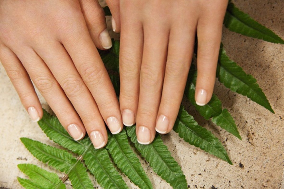 organic-manicure-and-pedicure