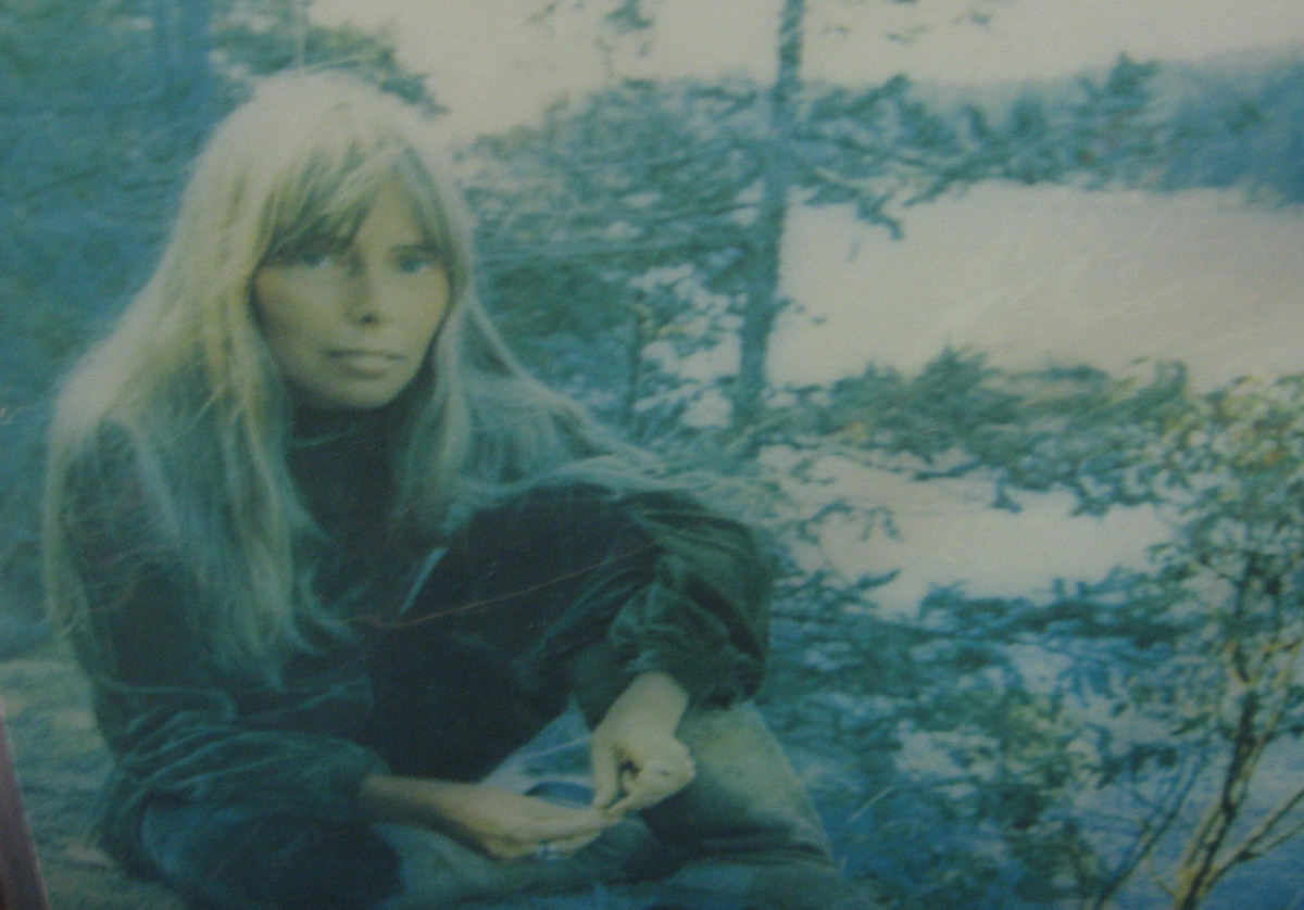 Joni Mitchell Is a Woman of Heart and Mind