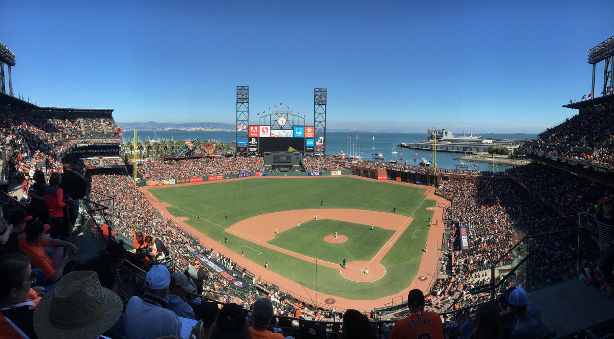 Giants changing ballpark name to Oracle Park