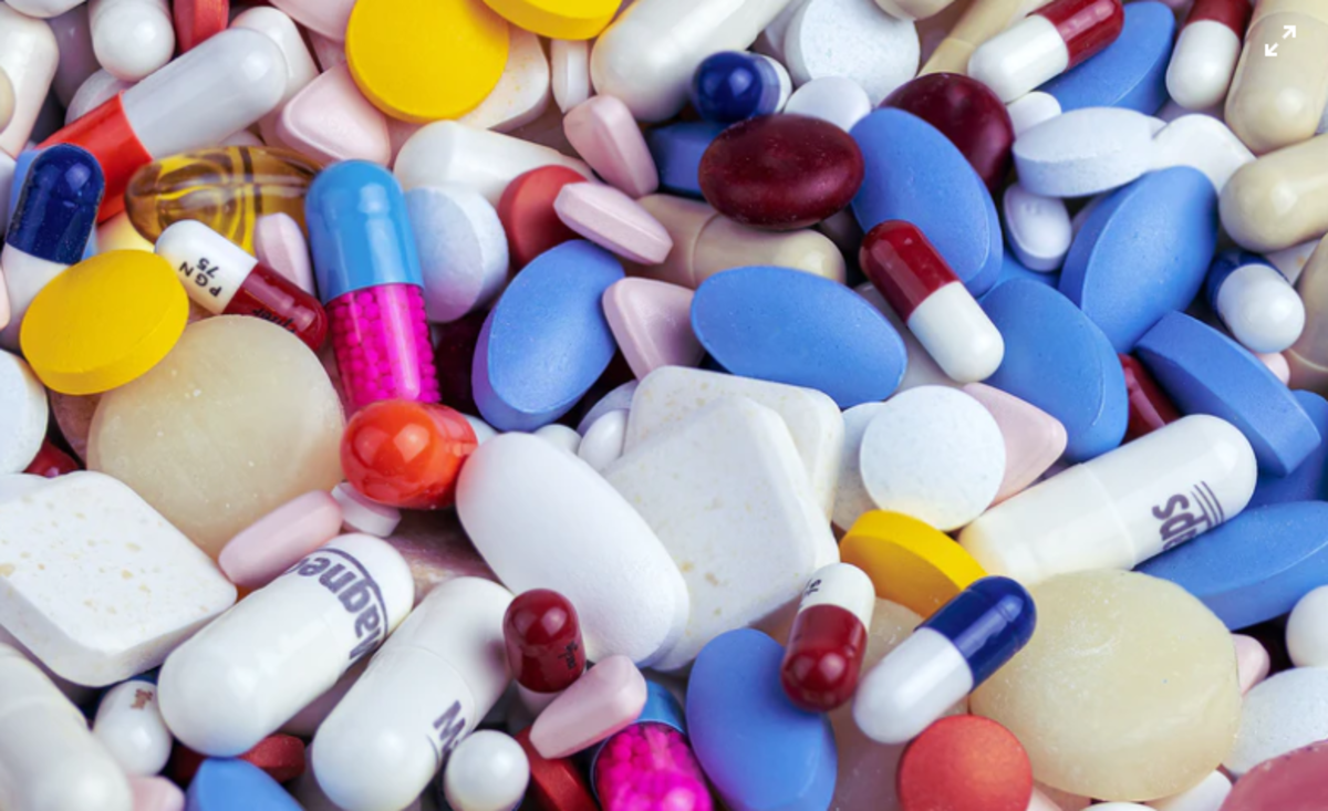 How to Identify Medication Pills. Drug Identifier