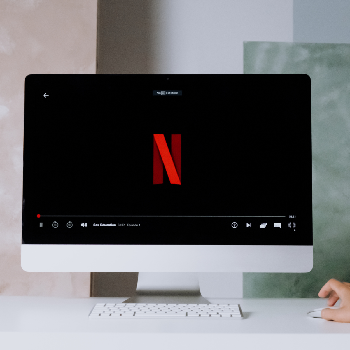 A Complete SWOT Analysis of Netflix