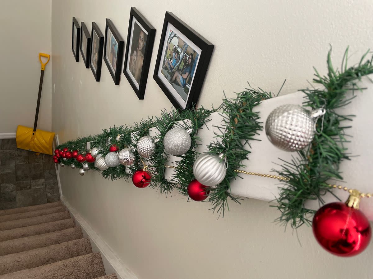 Christmas Stairs Décor