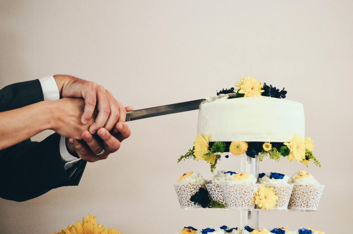 Wedding Cake and Wedding Cupcakes