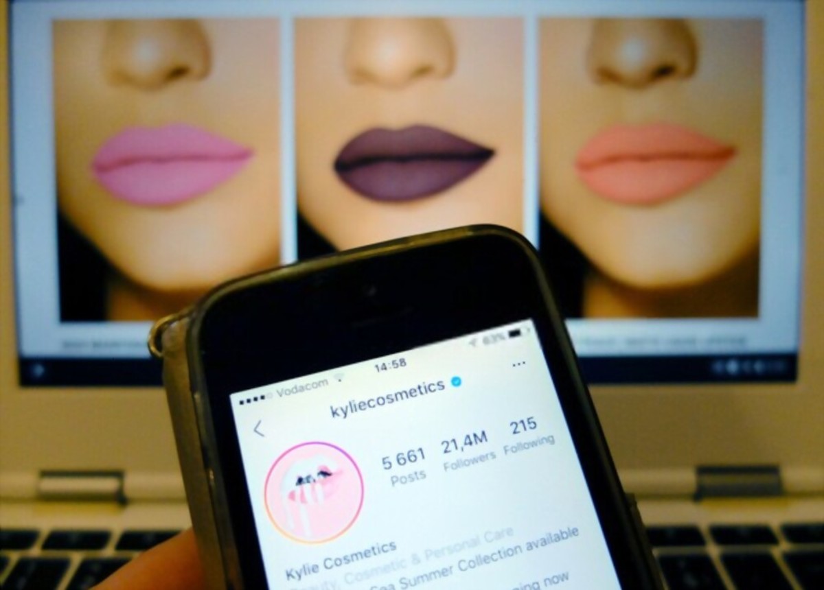 7 Stunning Lipsticks Hacks Influenced From Kylie Jenner