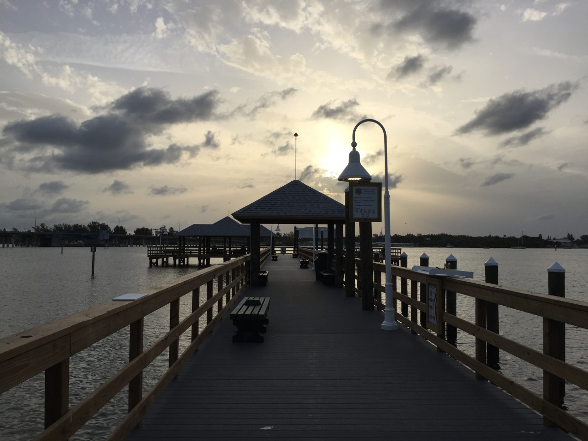 how-to-fish-and-catch-fish-off-of-gulf-coast-florida-piers