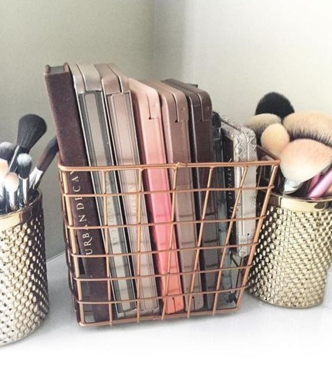 makeup-organization-how-to-organize-makeup-palettes