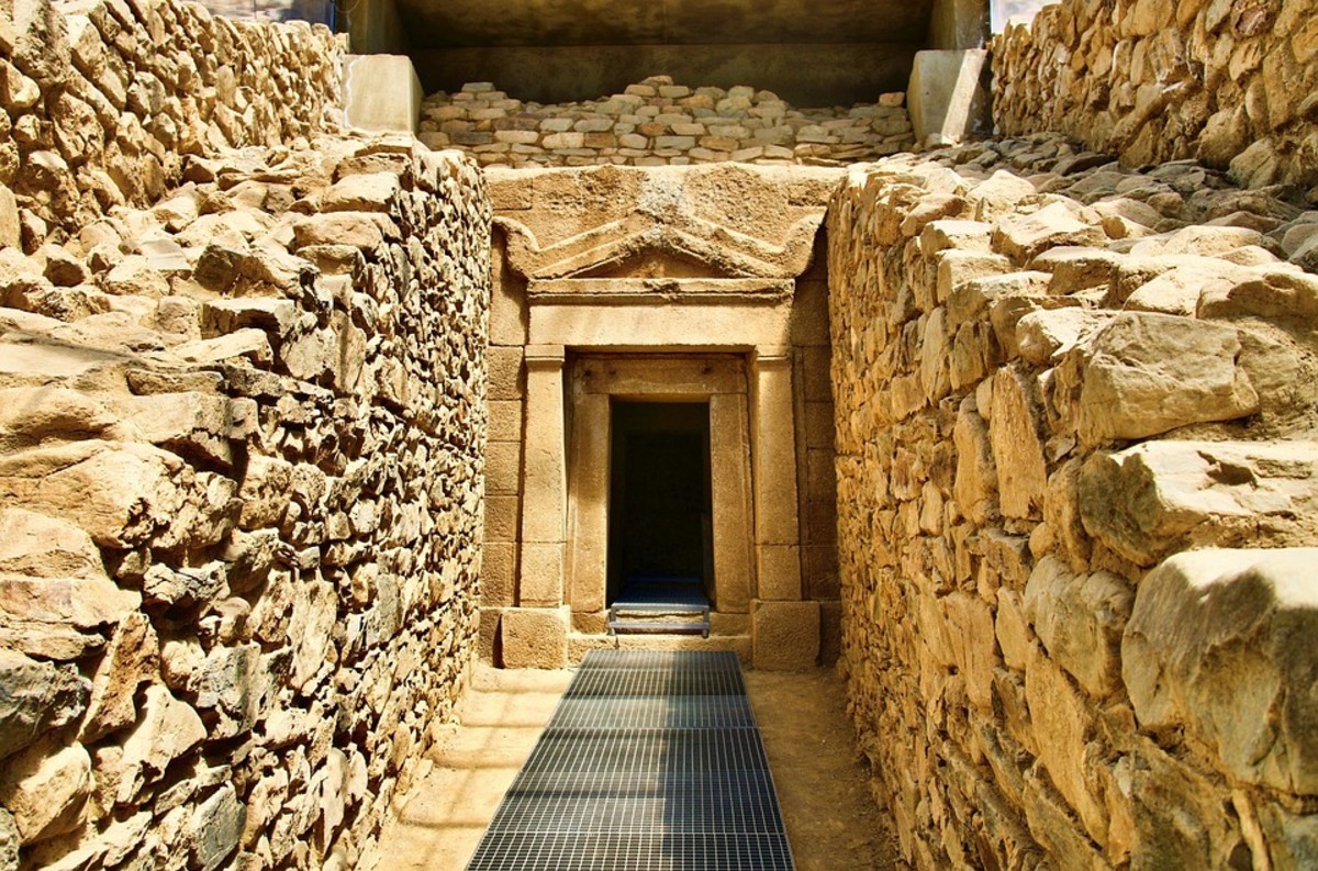 10-important-ancient-discoveries-inside-little-known-graves