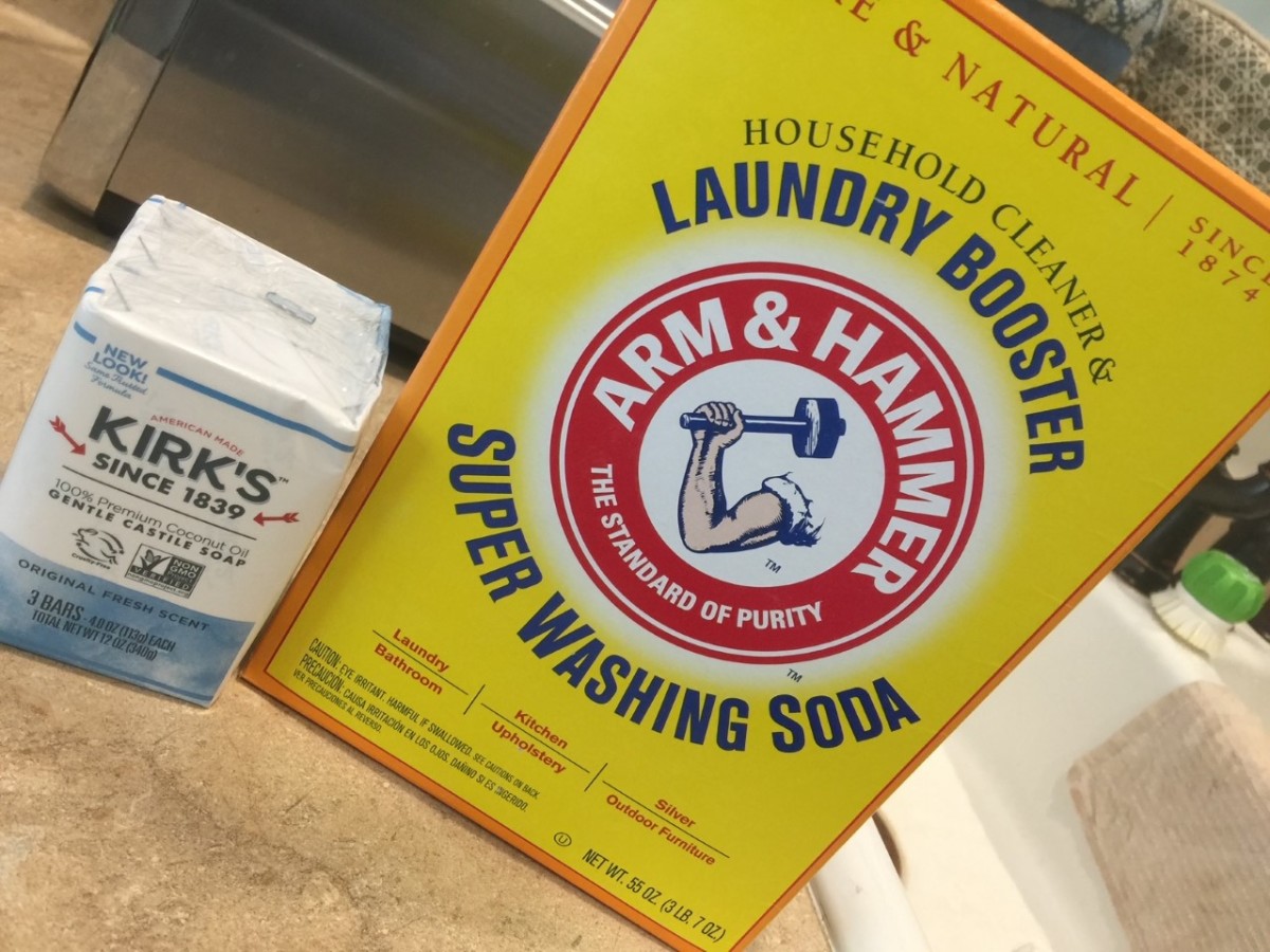 How to Make Your Own Natural and Environmentally Friendly Laundry