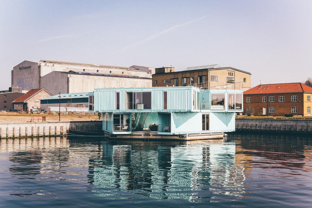 Shipping Container Homes & Buildings: Modular Shipping Container Home on  Steep Slope, Marin, California