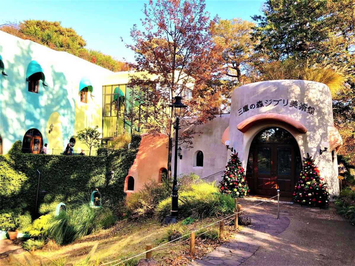 magical-places-to-visit-and-live-out-your-studio-ghibli-dreams