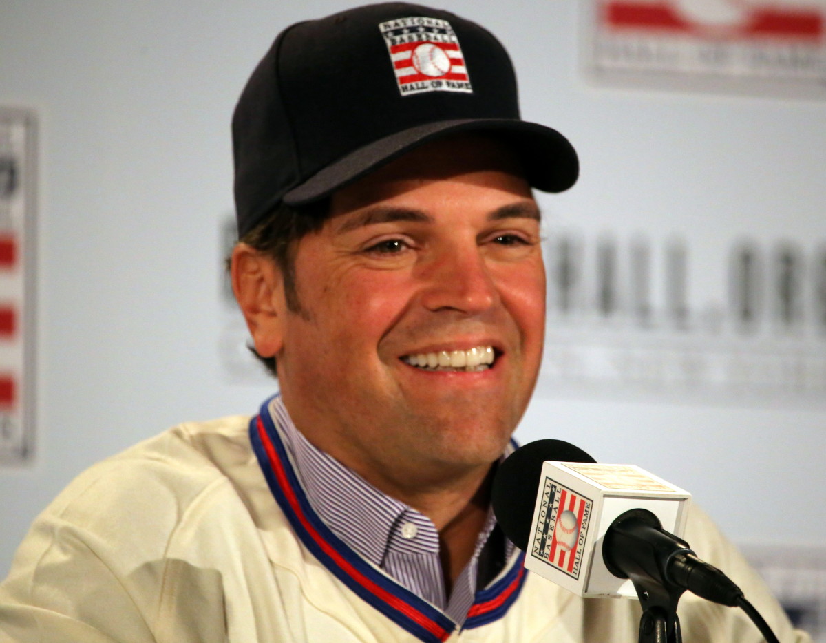 Mike Piazza speaks to reporters after getting inducted into the Baseball Hall of Fame. He is one of 19 catchers enshrined in Cooperstown.