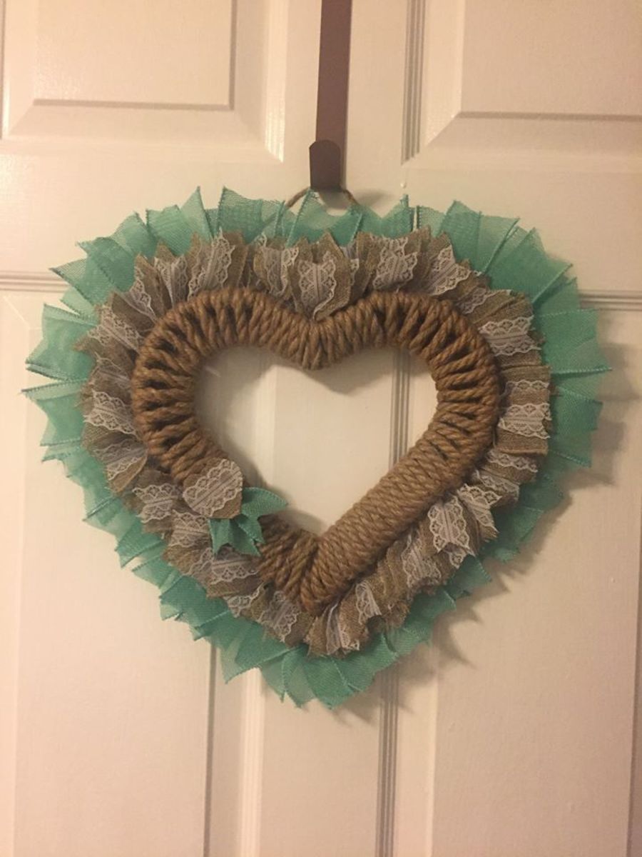 dollar-store-wreath-crafts