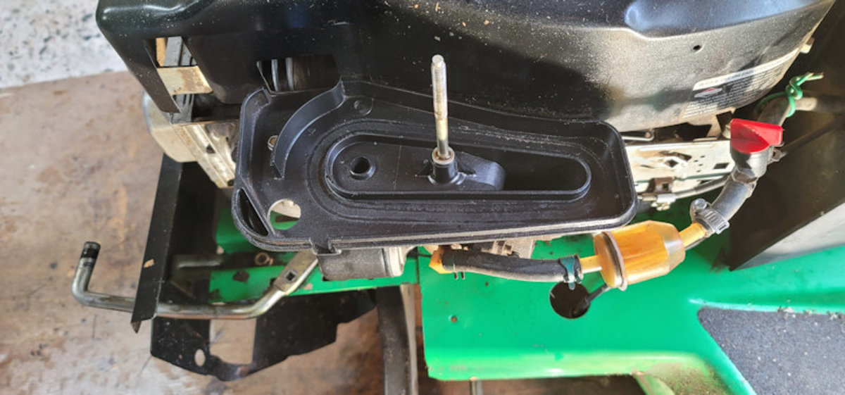 riding-mower-gas-in-oil-repair
