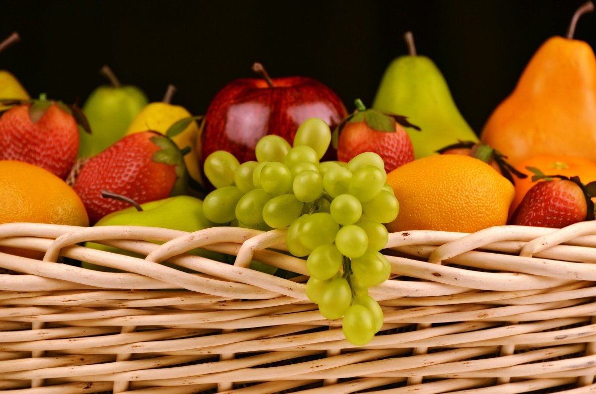 Learn Fruits Name in Arabic With English Translation, Pronunciation and Their Health Benefits