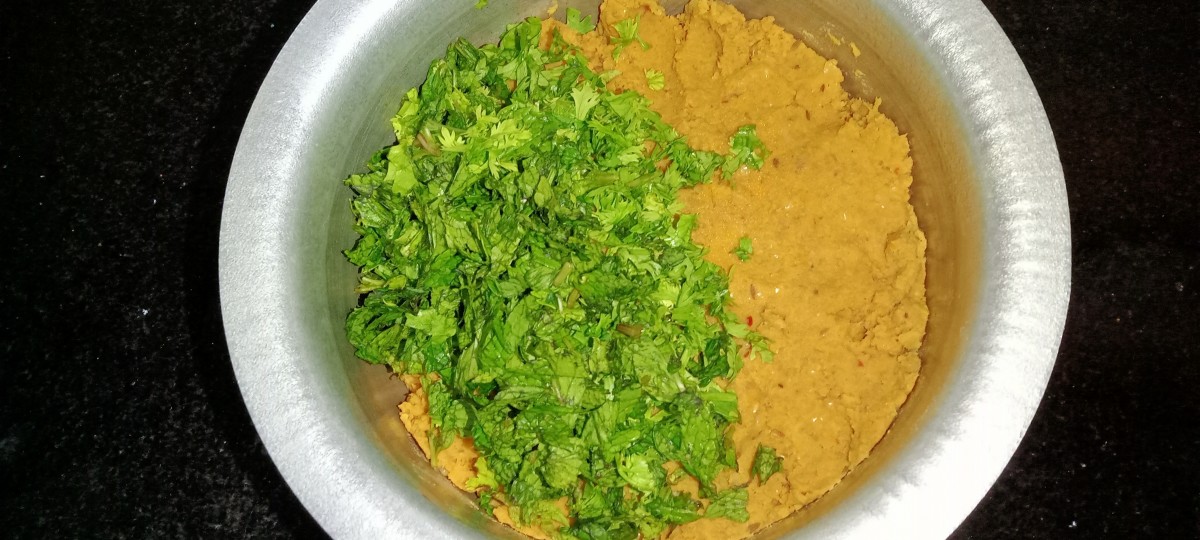 Add chopped coriander and mint leaves. Mix well.