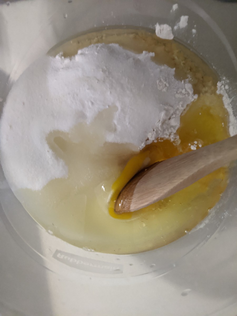 Flour, sugar, oil or Shortning, salt, baking soda