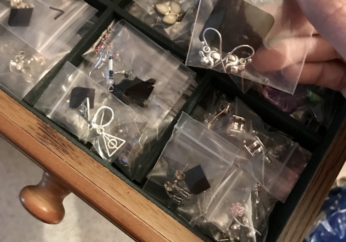 Store your sterling silver jewelry in air-tight bags or boxes.