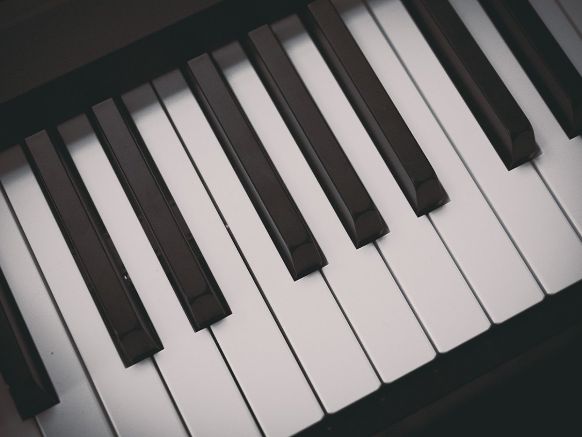 Guitar or Piano: Which Is Easier?