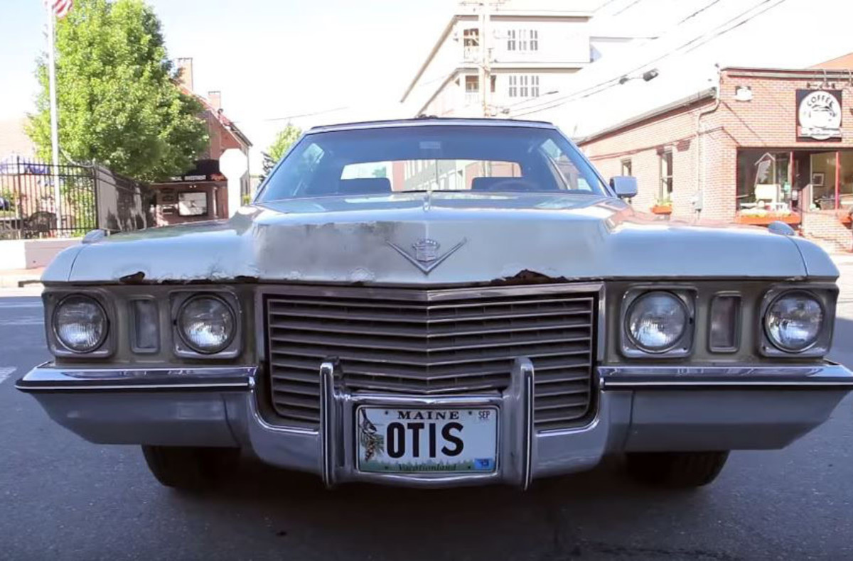 一辆名为otis的汽车