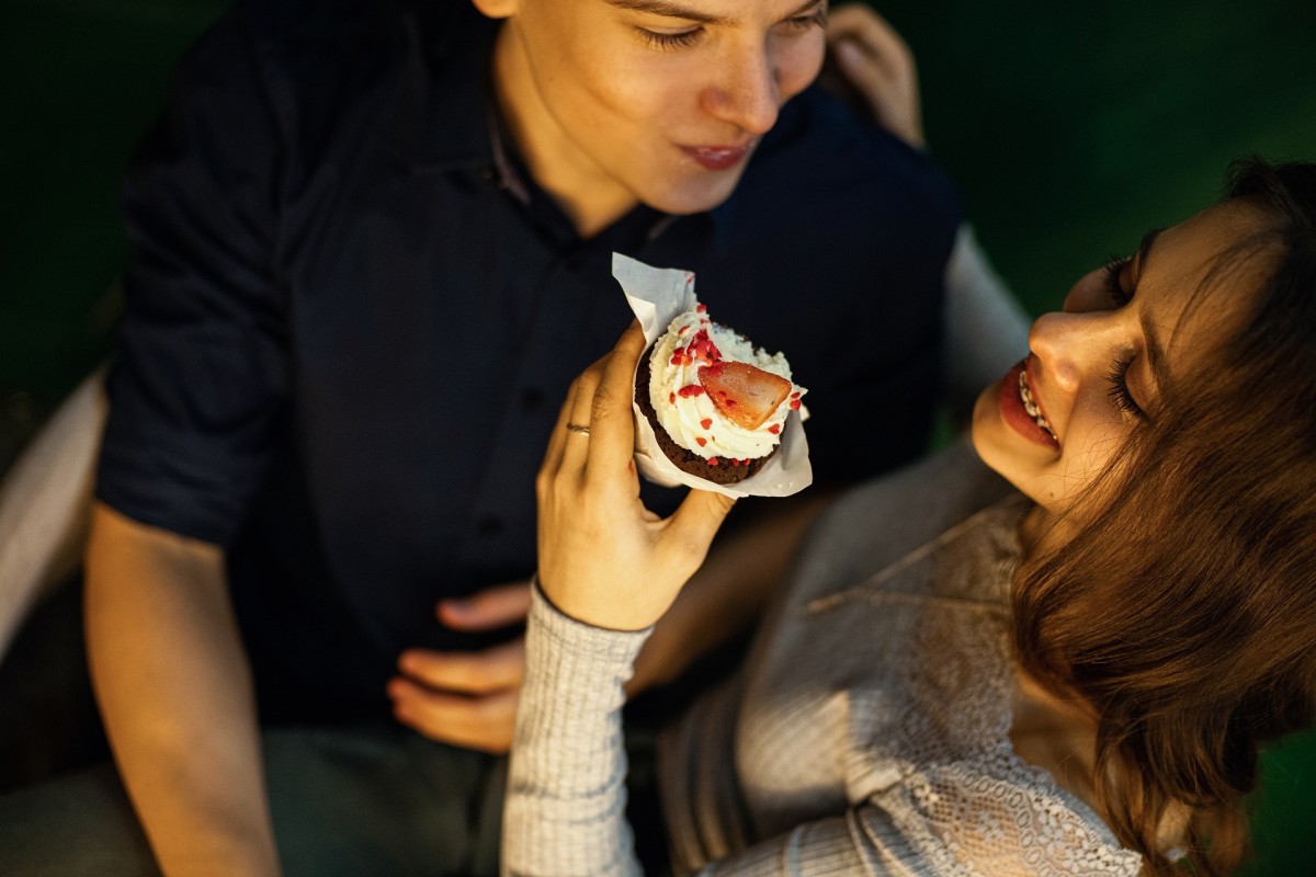 A small way to be romantic can be to simply pick up an edible gift.