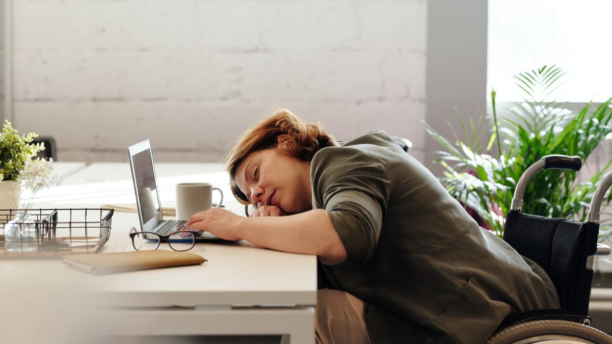 Successful Employee Behavior 5: Don’t Sleep at Work