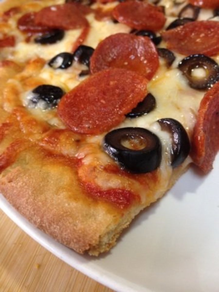 Whole wheat pizza dough~ Thin Crust!