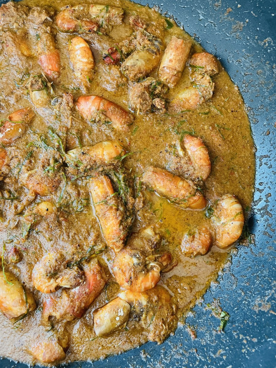 How to Cook Delicious Malaysian Prawn Rendang