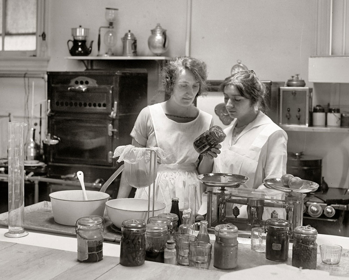Women Canning