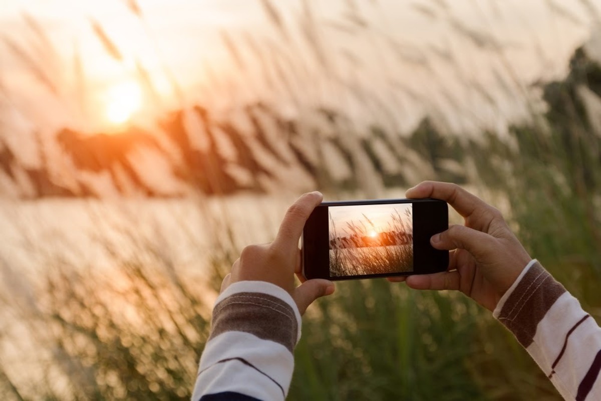 7 iPhone Photography Tips To Improve Your Photos