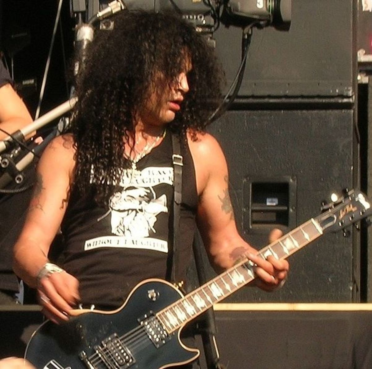 real-guitar-heroes---slash---guide-to-the-worlds-best-guitarists