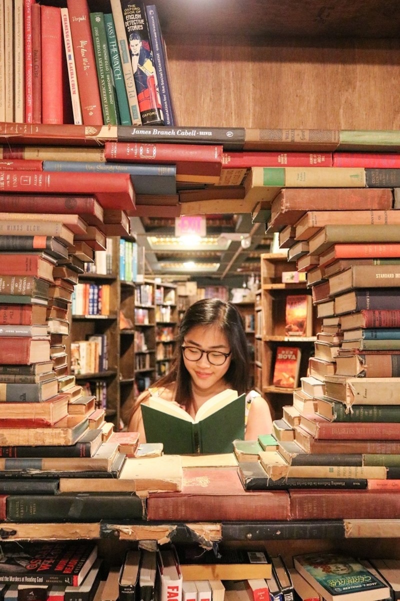 Pic: Enjoying in a Sea of Books