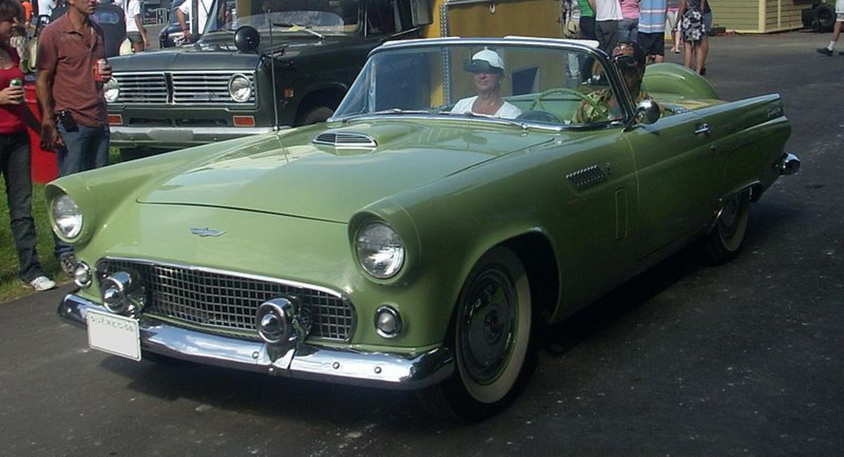 The inspiration for “Greased Lightnin’”: a sleek 1956 Ford Thunderbird 