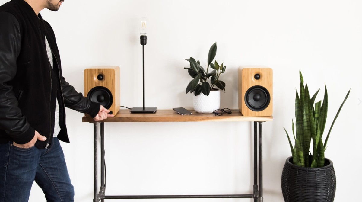 kantos-yu4-powered-speakers-have-all-the-ways-to-play-your-music