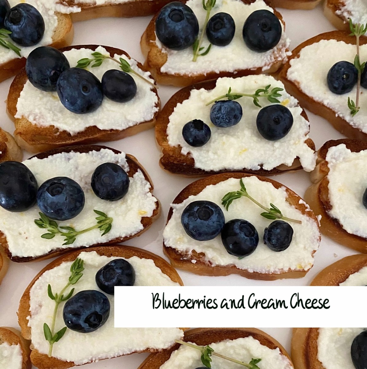 Blueberries and cream cheese canapes