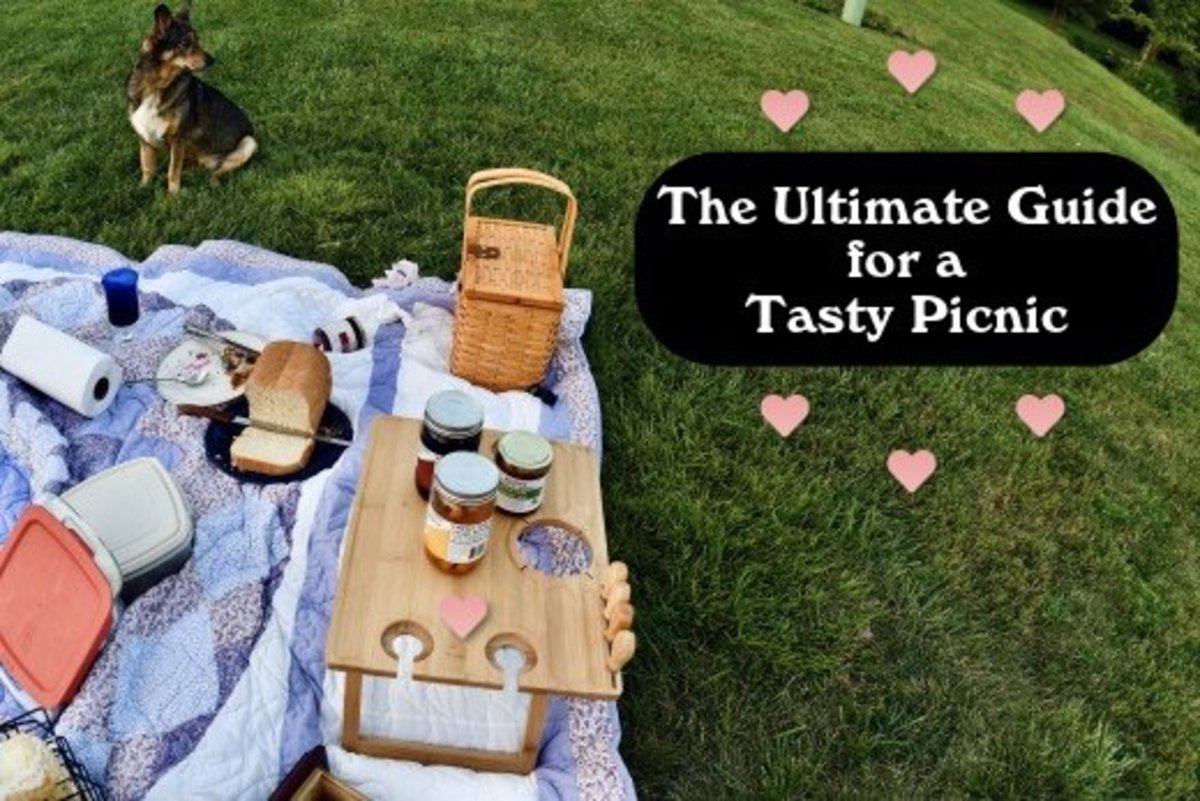 The best picnics include great food, a great view, and great company. This guide will help you figure out the essentials for your picnic.