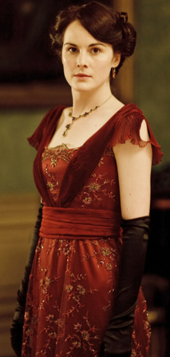 Michelle Dockery as Lady Mary Crawley, Season 1 Downton Abbey 