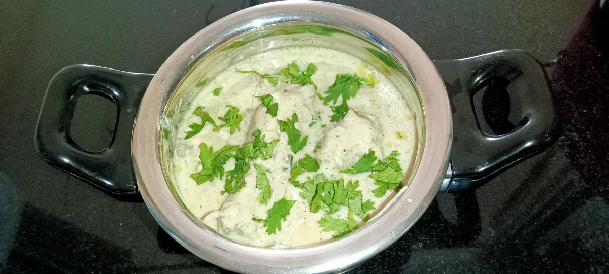 Garnish with chopped coriander leaves.