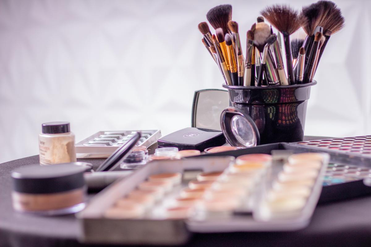 Makeup for Beginners: Makeup Kit Essentials
