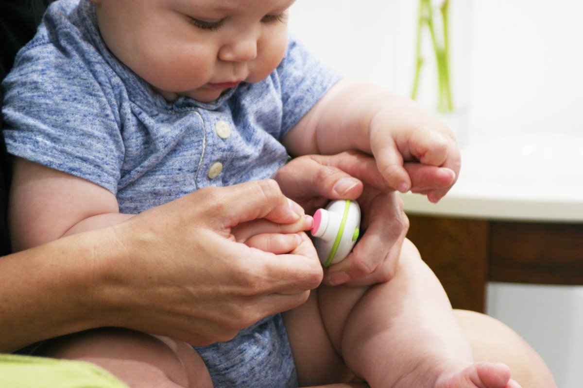 6-unnecessary-baby-products-that-are-actually-super-helpful