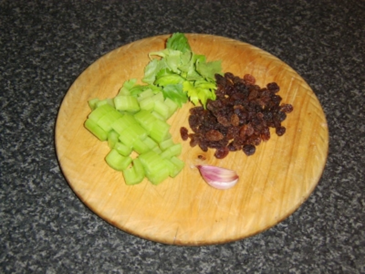 Warm Raisin and Celery Salad Ingredients