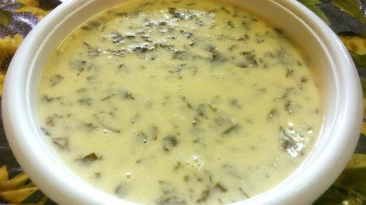 Punjabi Khatte Wala Saag | Spinach And Yogurt Stew