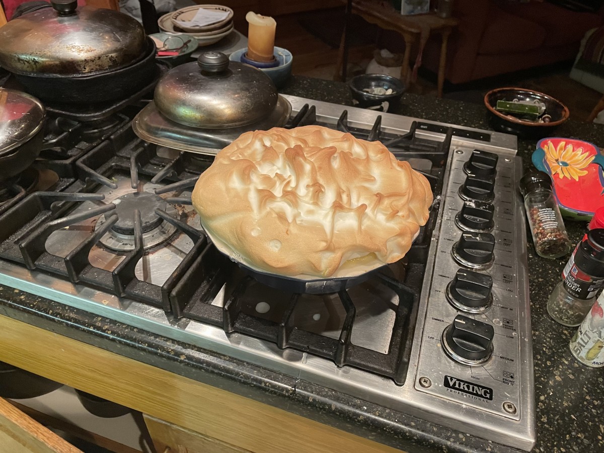 Elegant Pineapple Meringue Pie Recipe