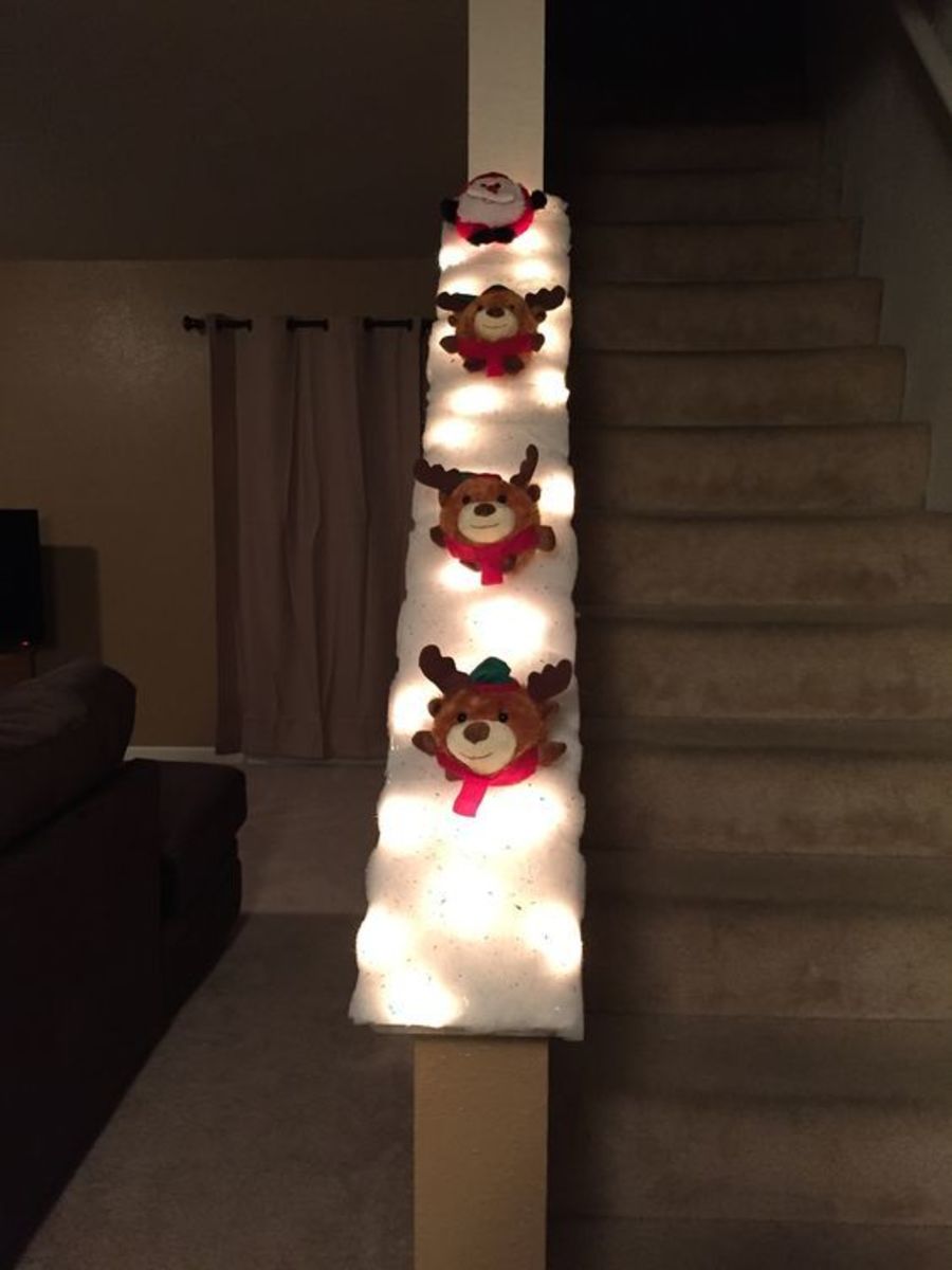 christmas-stairway-decor-ideas