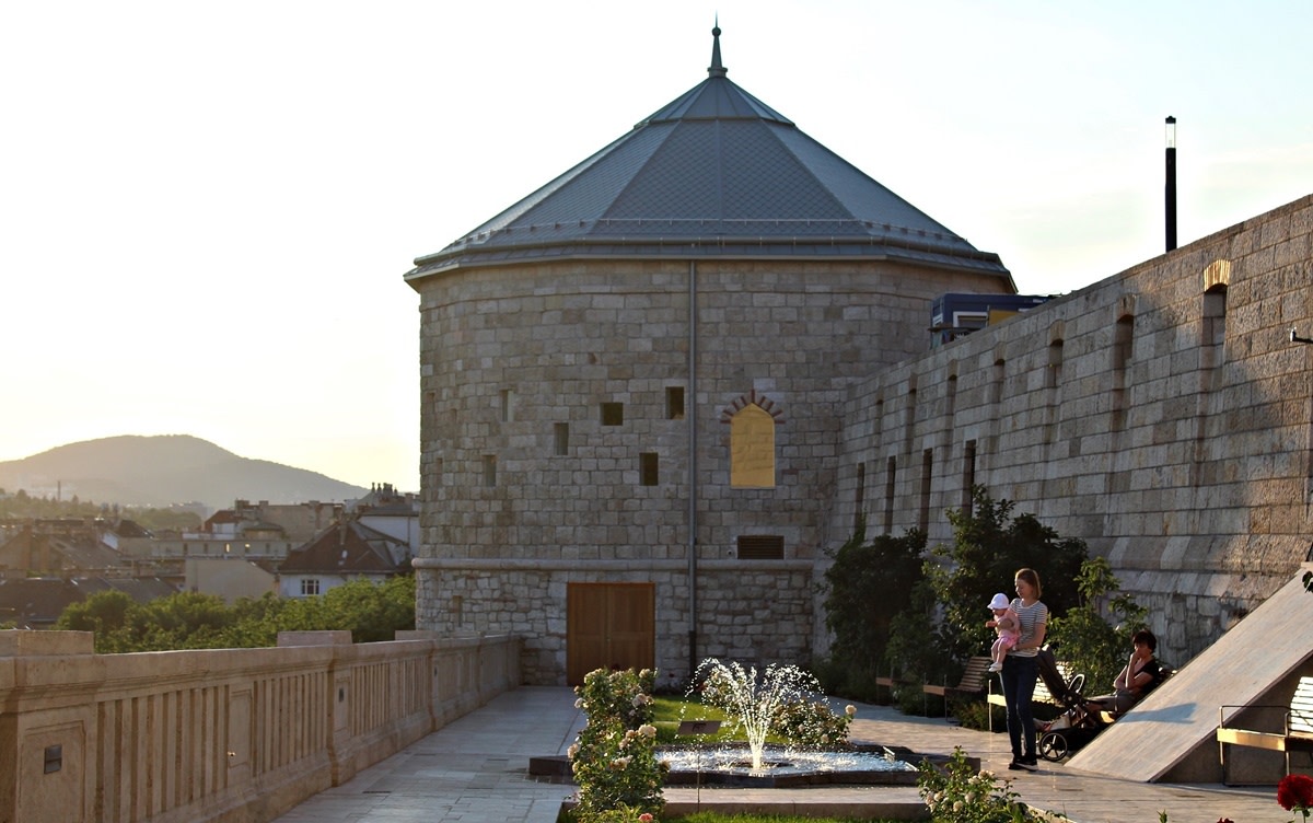 Karakas Pasha Tower and Turkish Court