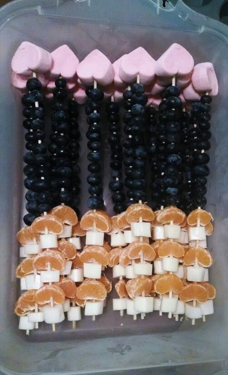 blueberries, string cheese, cuties and heart shaped marshmallows