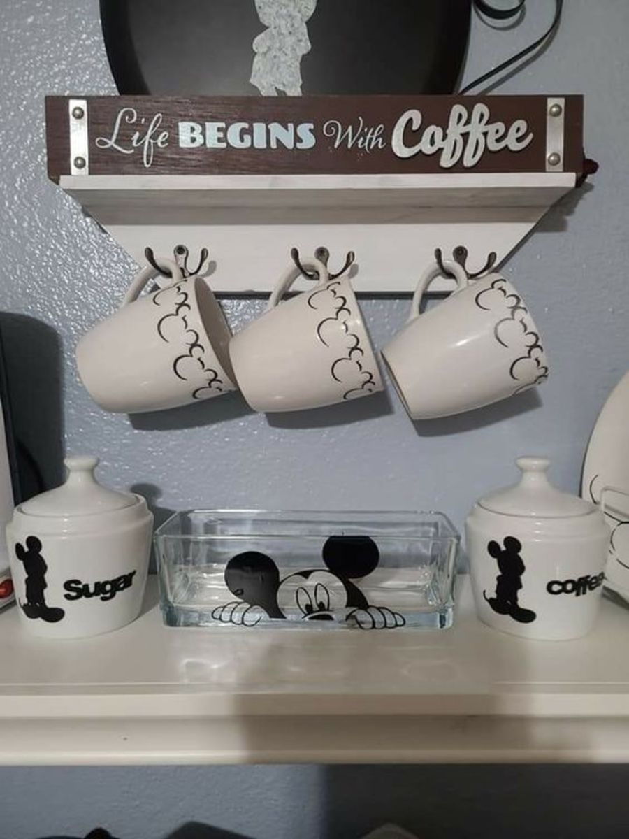 50+ Disney-Inspired Home Decor Ideas for Mickey Mouse Fans - Dengarden