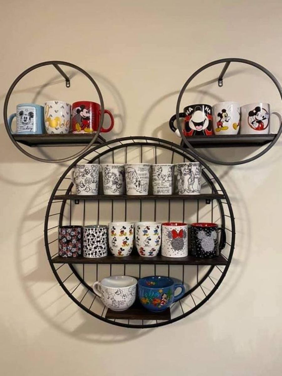 https://images.saymedia-content.com/.image/t_share/MTk0MjEyODQxOTYyNjEyNDAx/mickey-mouse-inspired-home-decor-ideas.jpg