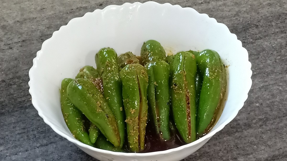 Bharwa Moti Hari Mirch Ka Achar (Stuffed Large Green Chili Pickle) Recipe