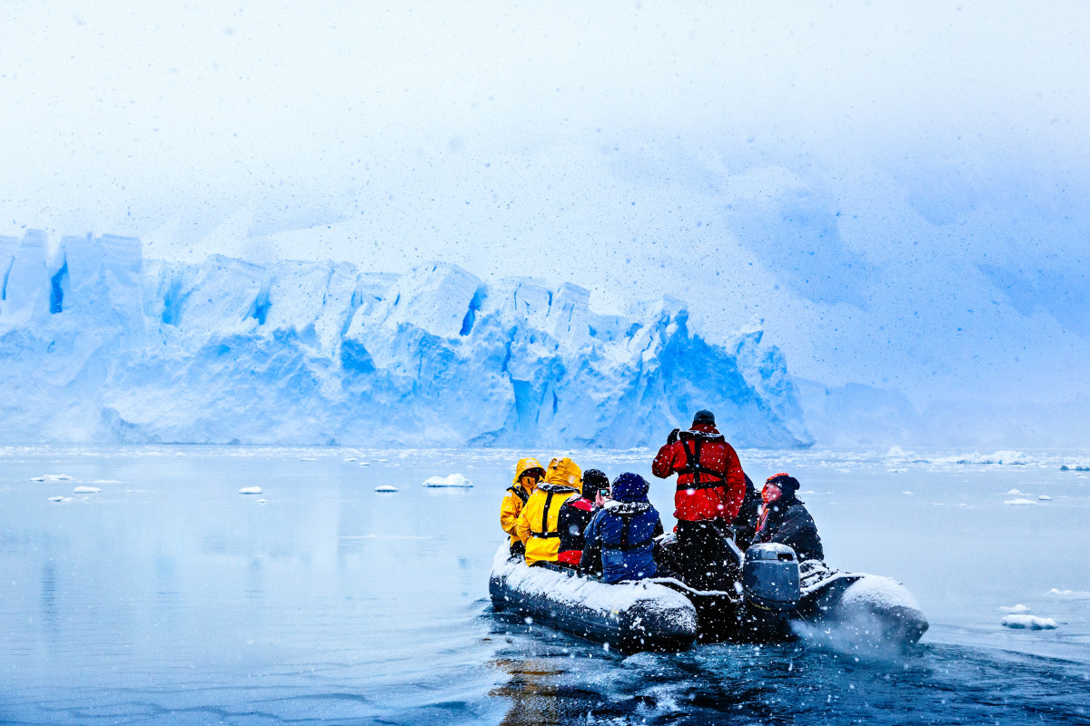 antarctica cruise polar plunge