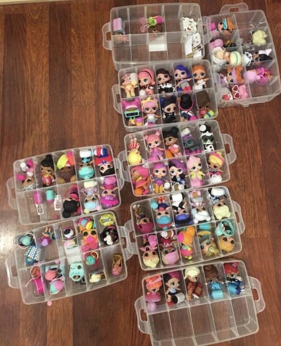 Stackable storage bins! This is a great way to store all your LOL SURPRISE DOLLS! You can purchase these online or at your local craft stores like Michael's and Hobby Lobby.